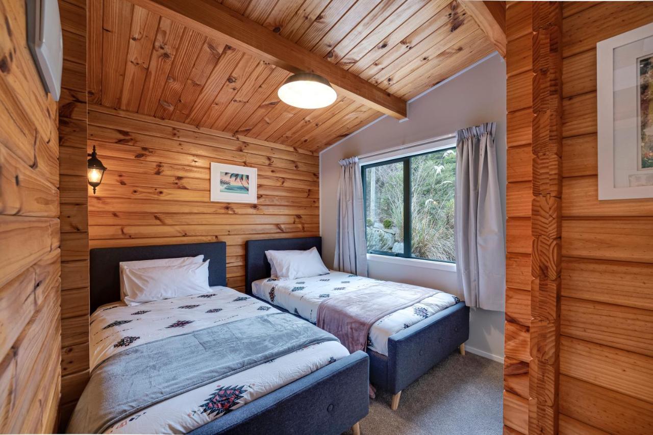 Alpine Hideaway - 2 Bedroom Closeburn Екстериор снимка