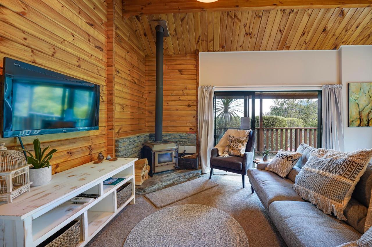 Alpine Hideaway - 2 Bedroom Closeburn Екстериор снимка